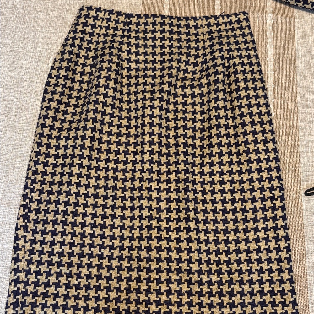 Vintage DIOR Two Piece Ensemble - Picture 10 of 12